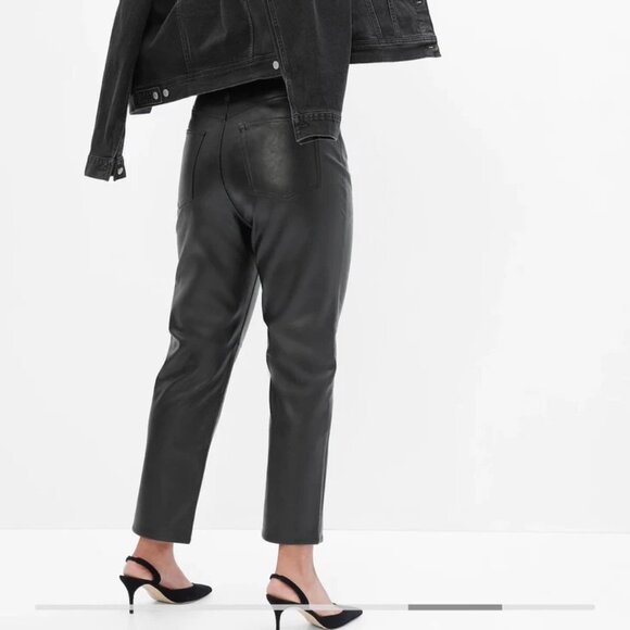 NWT 20 / 10R Black GAP Sky High Rise Vegan Leather Cheeky Straight Pants Y2K - Picture 2 of 8
